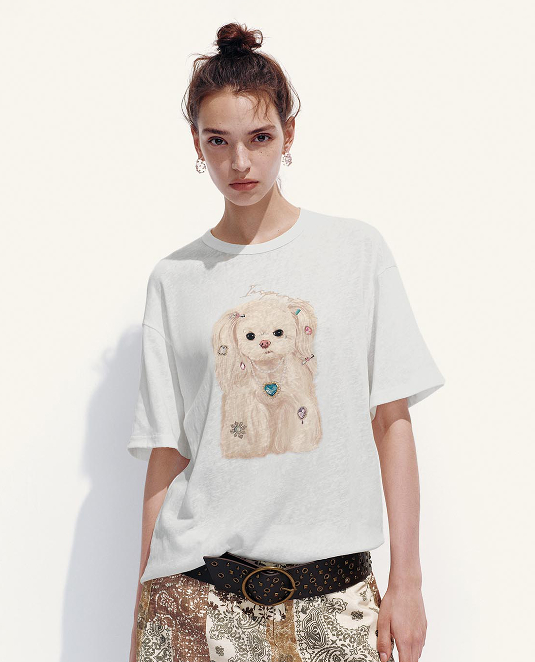 URBAN REVIVO - Áo thun nữ cổ tròn tay ngắn in họa tiết