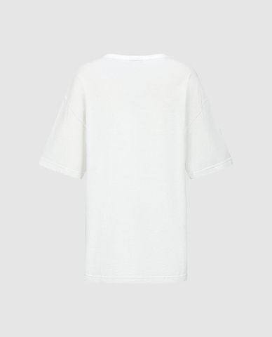  URBAN REVIVO - Áo thun nữ cổ tròn tay ngắn in họa tiết 