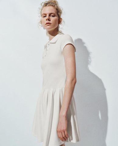  URBAN REVIVO - Đầm polo mini tay ngắn dáng xòe 