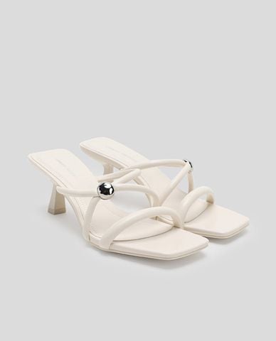  URBAN REVIVO - Giày mules cao gót nữ mũi vuông phối charm 