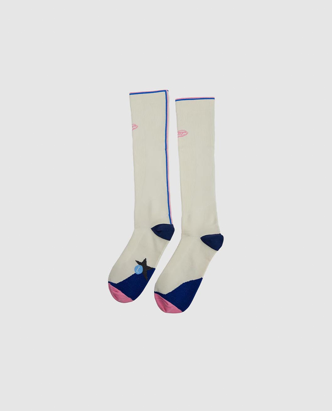 URBAN REVIVO - Vớ nữ cổ cao họa tiết ngôi sao