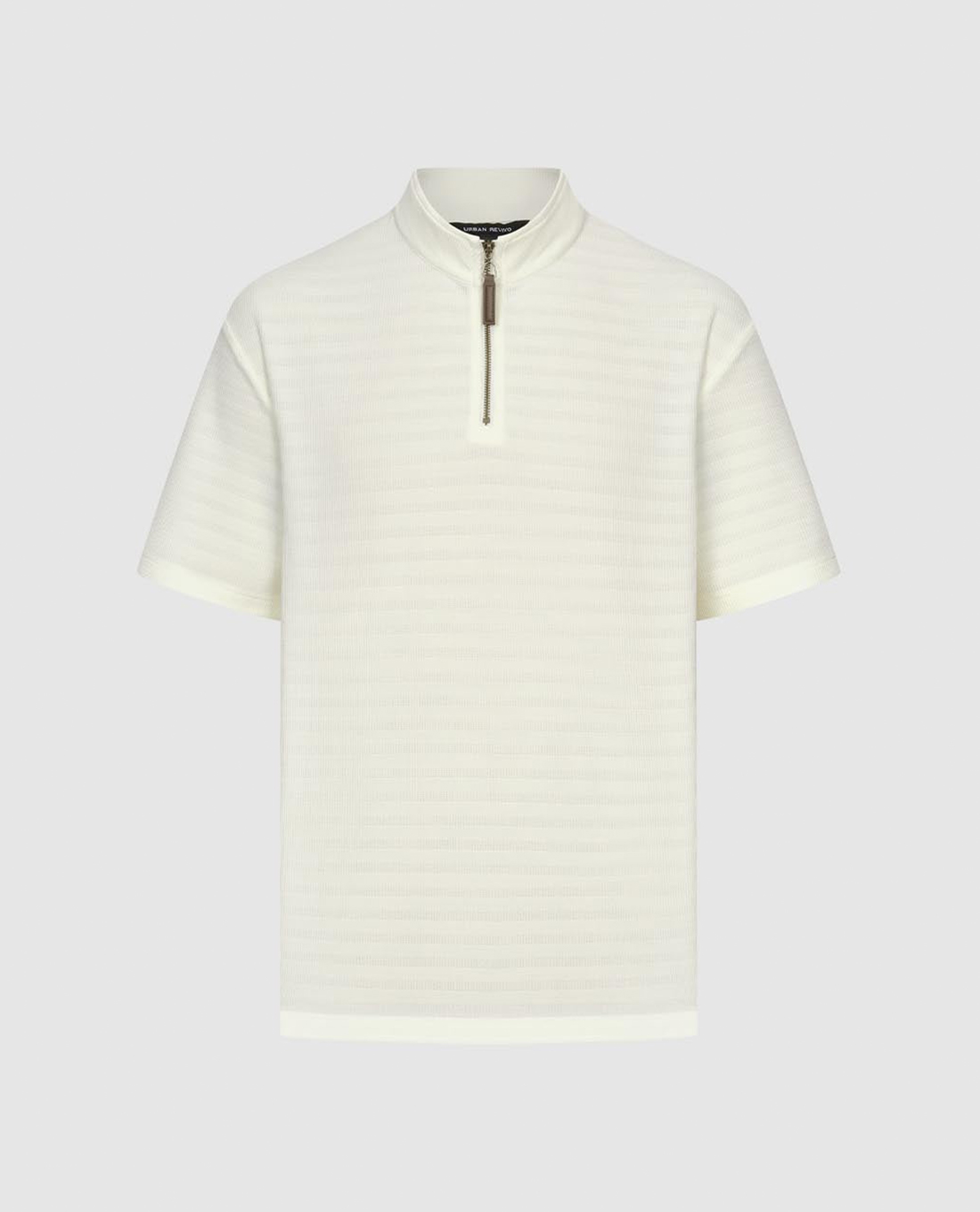 URBAN REVIVO - Áo thun nam cổ cao tay ngắn phối khóa zip