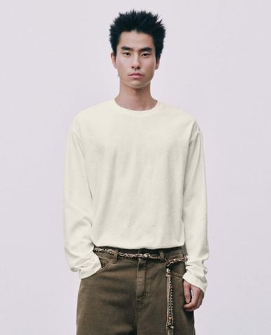  URBAN REVIVO - Áo thun nam cổ tròn tay dài hiện đại 