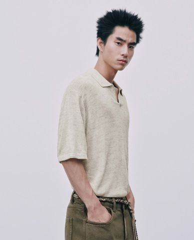  URBAN REVIVO - Áo polo nam dệt kim cổ bẻ tay ngắn 