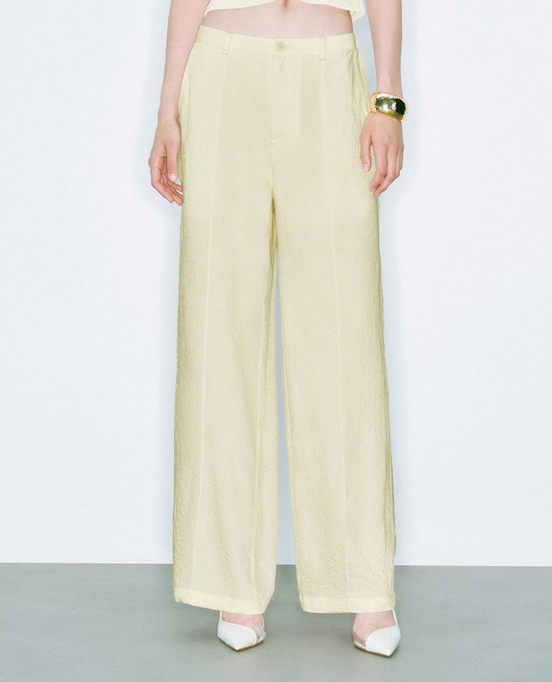 URBAN REVIVO - Quần nữ ống rộng lưng thun