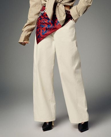  URBAN REVIVO - Quần nữ ống rộng kèm khăn họa tiết 