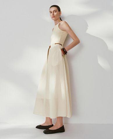  URBAN REVIVO - Đầm sát nách midi phối thắt lưng 