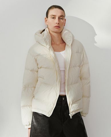  URBAN REVIVO - Áo khoác phao nữ tay dài phối mũ 