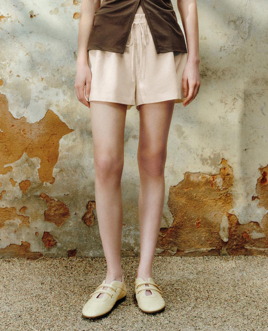 URBAN REVIVO - Quần short nữ ống rộng lưng thun