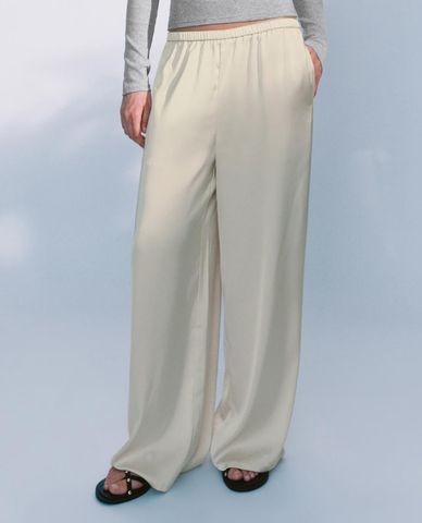  URBAN REVIVO - Quần nữ ống rộng lưng thun 