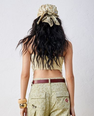  URBAN REVIVO - Áo kiểu nữ cúp ngực ren bất đối xứng 