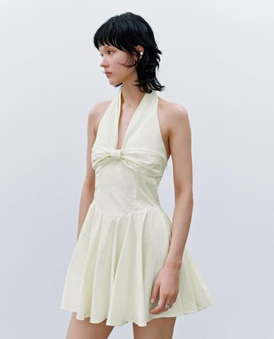  URBAN REVIVO - Đầm mini cổ yếm dáng xoè phối nơ 