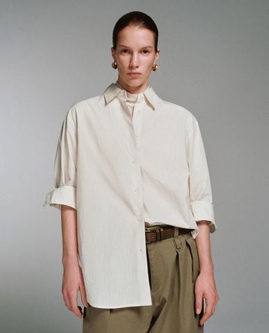  URBAN REVIVO - Áo sơ mi nữ cổ bẻ tay dài kẻ sọc 