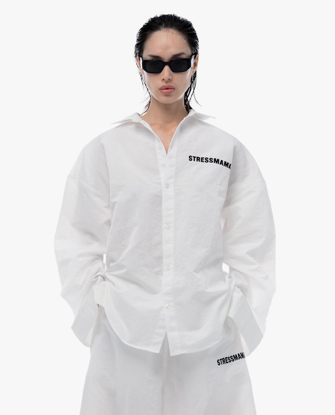 STRESSMAMA - Áo sơ mi unisex cổ bẻ tay dài Hôtel Mama