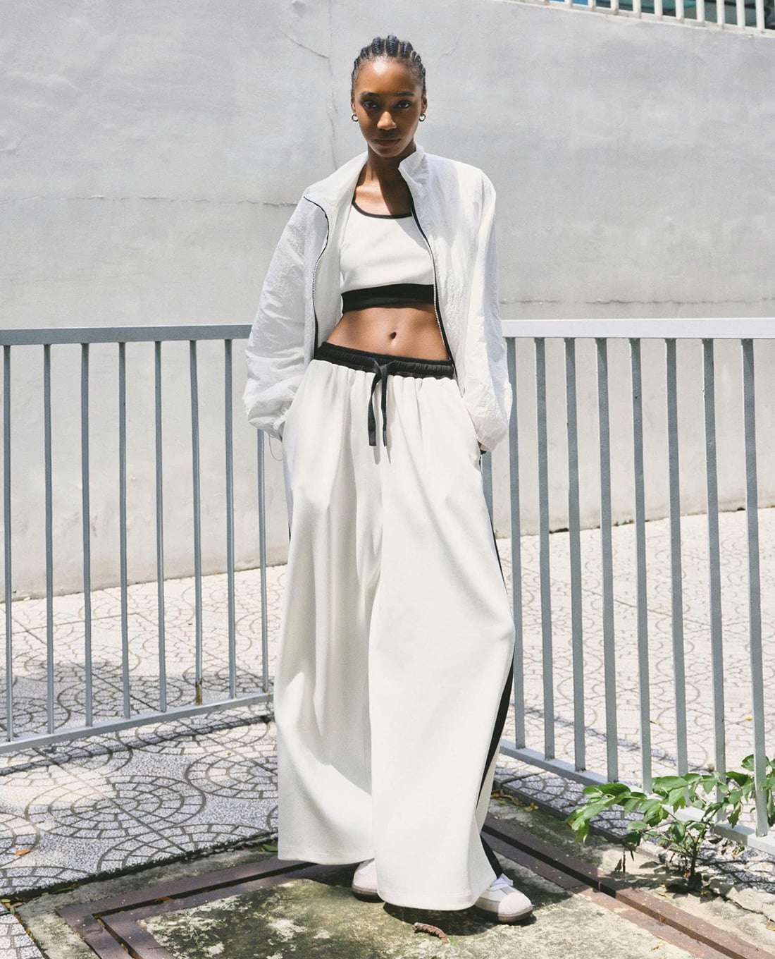 DEZUS - Set áo bra thể thao và quần ống rộng Sebastian