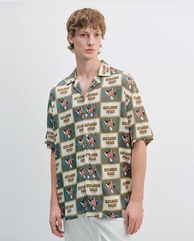  URBAN REVIVO - Áo sơ mi nam cổ bẻ tay ngắn Print 