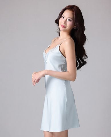  VERA BY CHIPU - Đầm ngắn mặc nhà satin trơn phối ren 