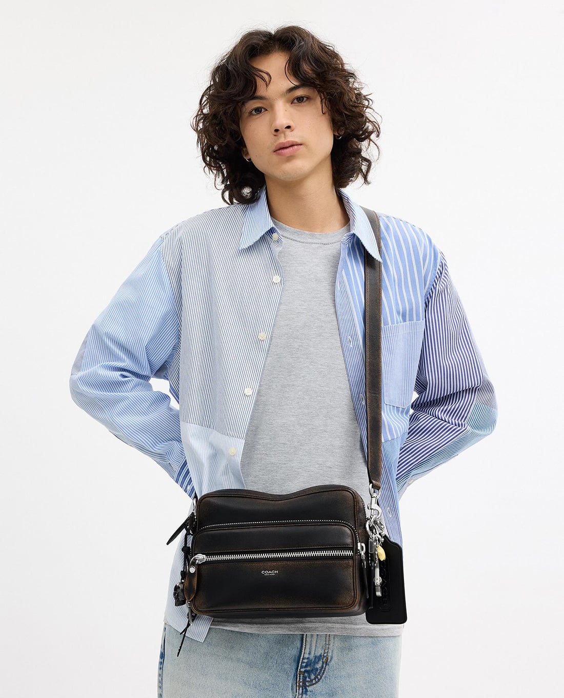 COACH - Túi đeo chéo nam Dakota In loved Leather With Charms