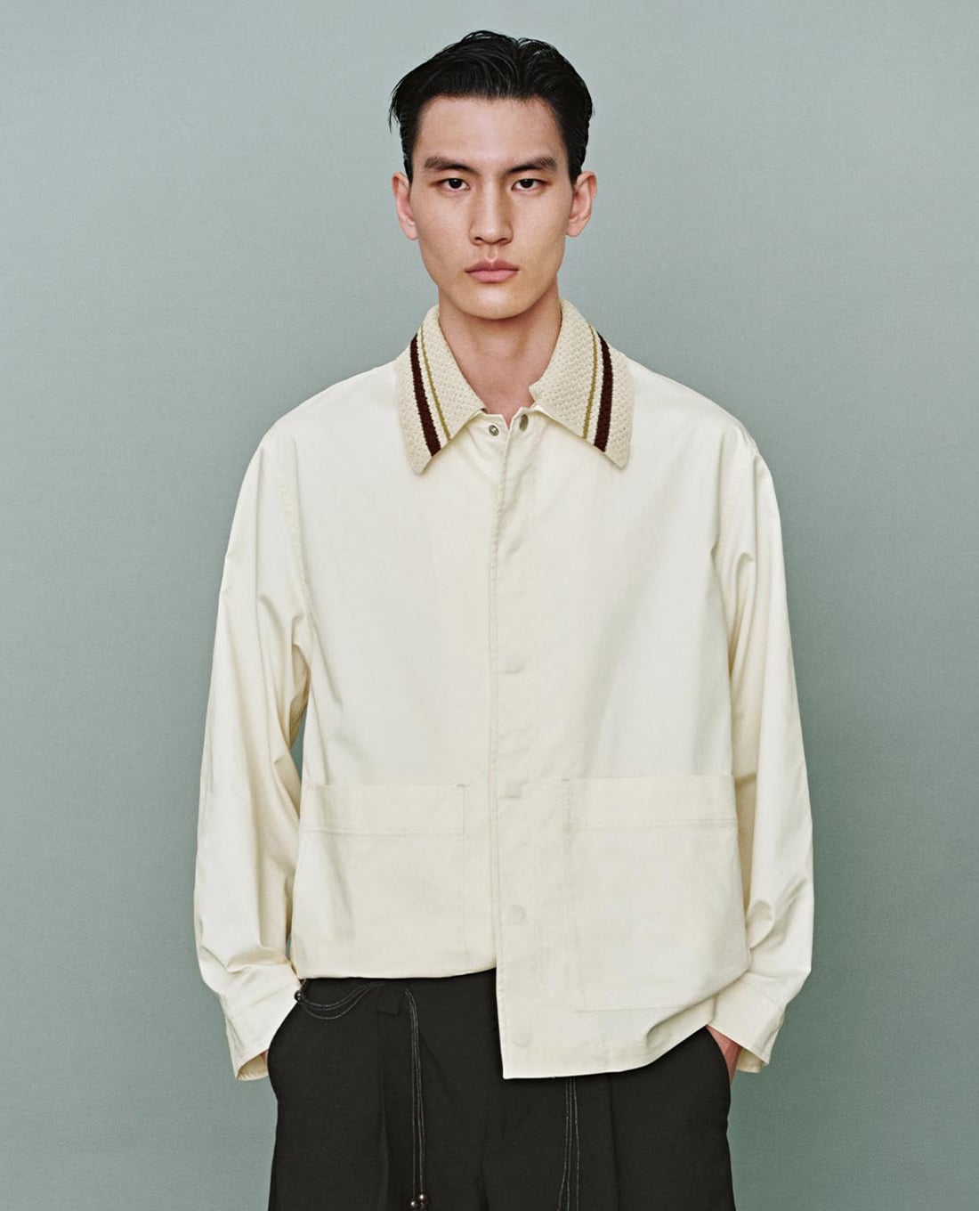 URBAN REVIVO - Áo khoác sơ mi nam cổ bẻ tay dài phối viền