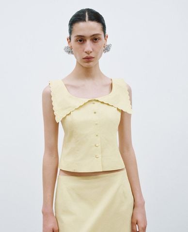  URBAN REVIVO - Áo sát nách nữ cổ vuông phom ôm 