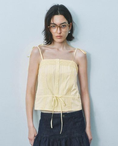  URBAN REVIVO - Áo hai dây nữ viền ren thắt nơ 