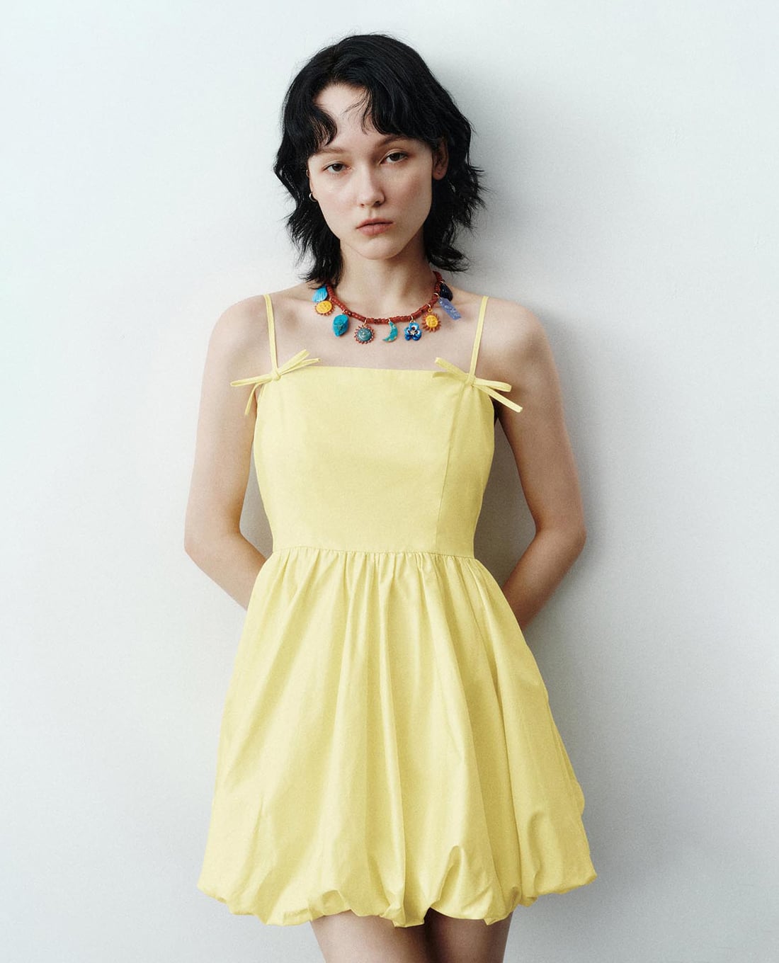 URBAN REVIVO - Đầm hai dây mini dáng phồng