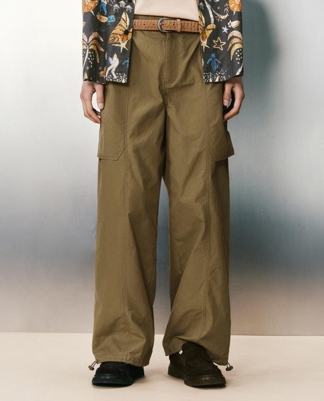 URBAN REVIVO - Quần nam ống rộng lưng thun