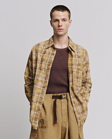  URBAN REVIVO - Áo sơ mi nam tay dài kẻ caro 