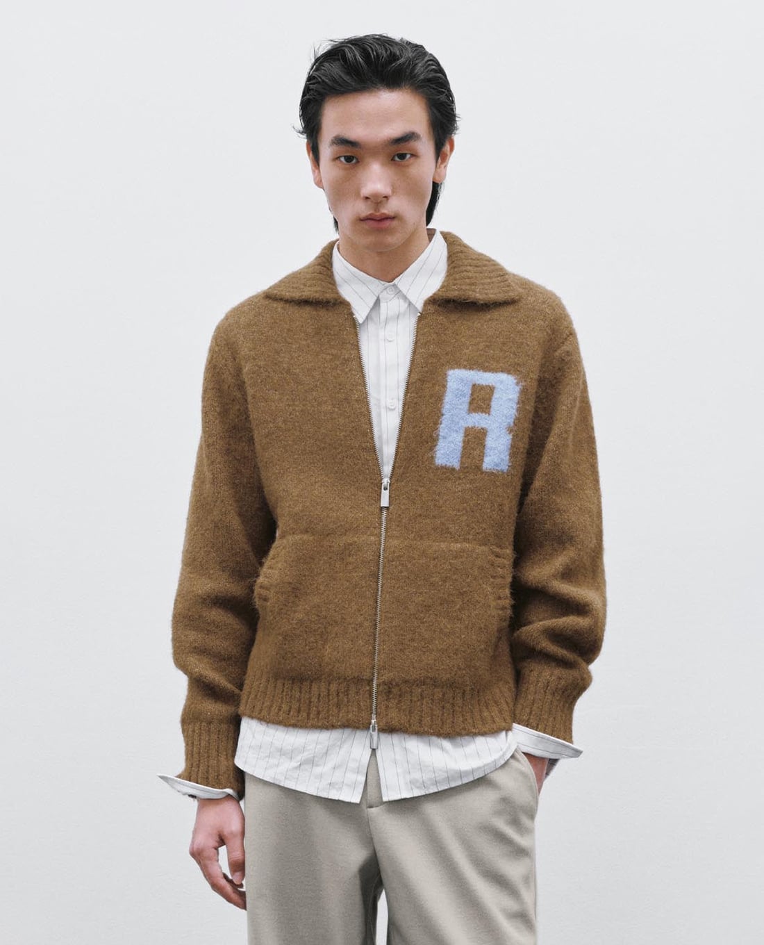 URBAN REVIVO - Áo khoác dệt kim nam tay dài khóa zip