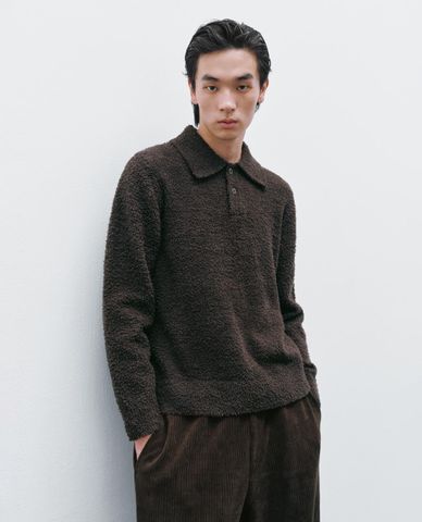  URBAN REVIVO - Áo dệt kim nam cổ bẻ tay dài 