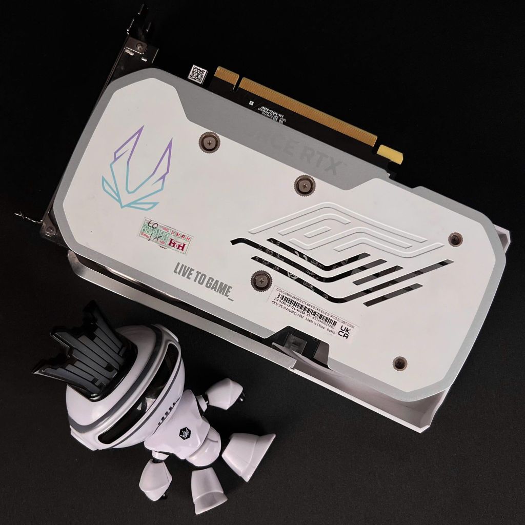 (2ND) VGA ZOTAC GAMING RTX 4060 8GB TWIN EDGE OC WHITE EDITION