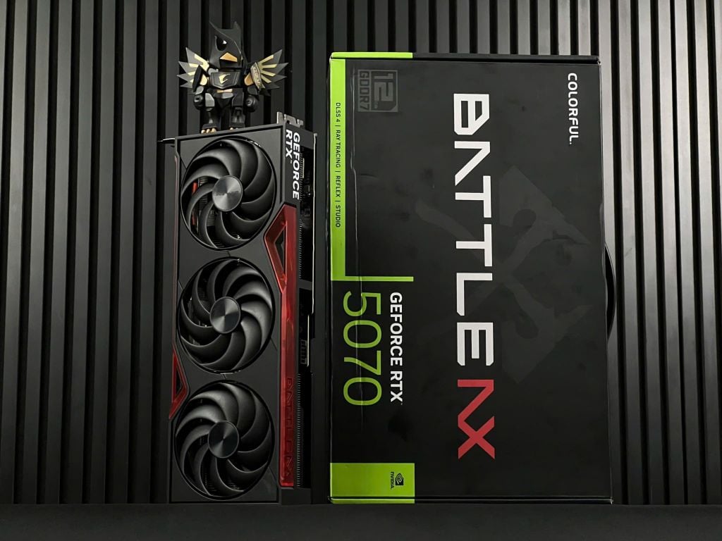(04-2028) VGA RTX 5070 12G COLORFUL BATTLE AX (3 FAN) GDDR7