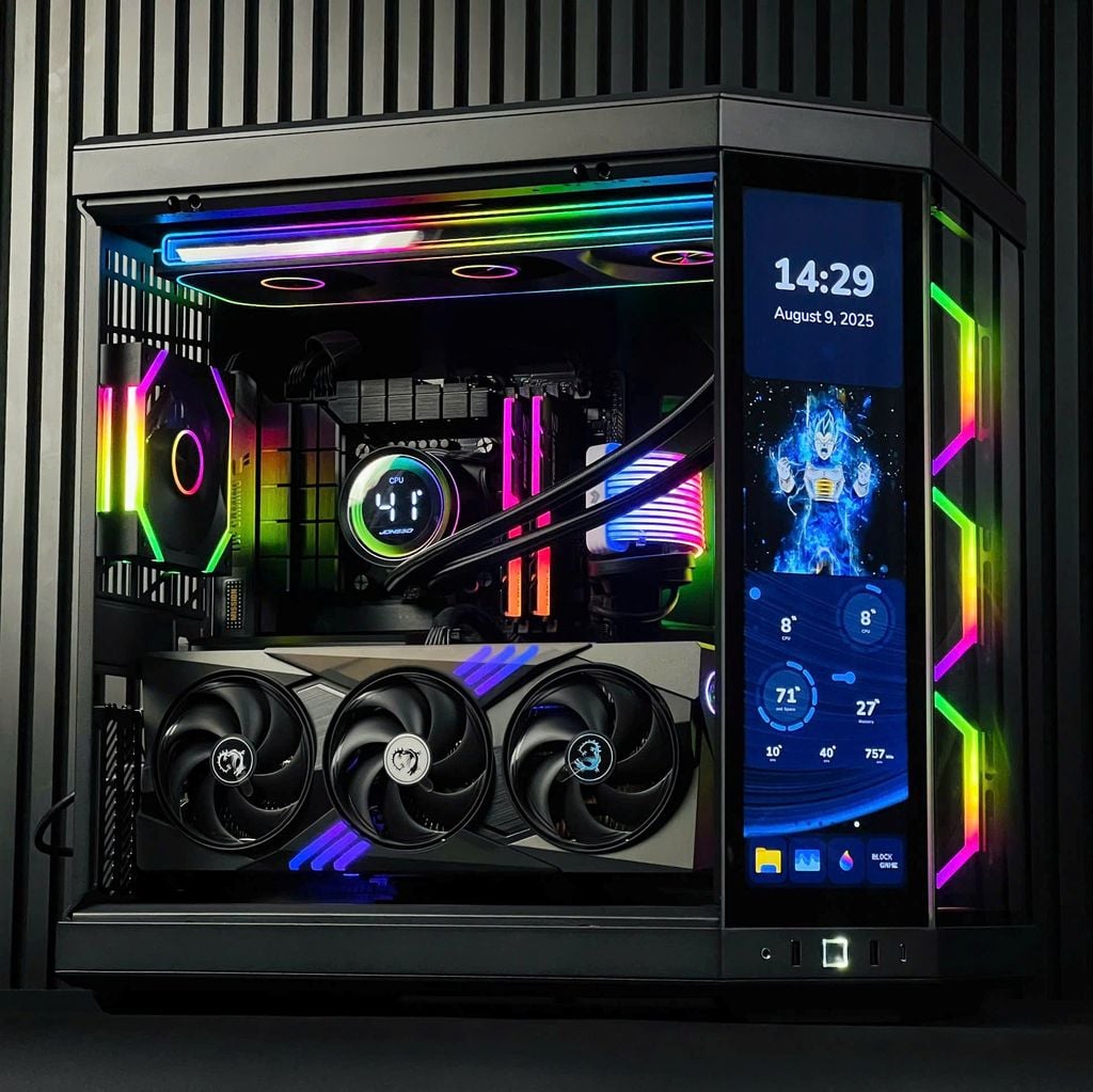 CASE HYTE Y70 TOUCH INFINITE + RISER PCIE 4.0 BLACK