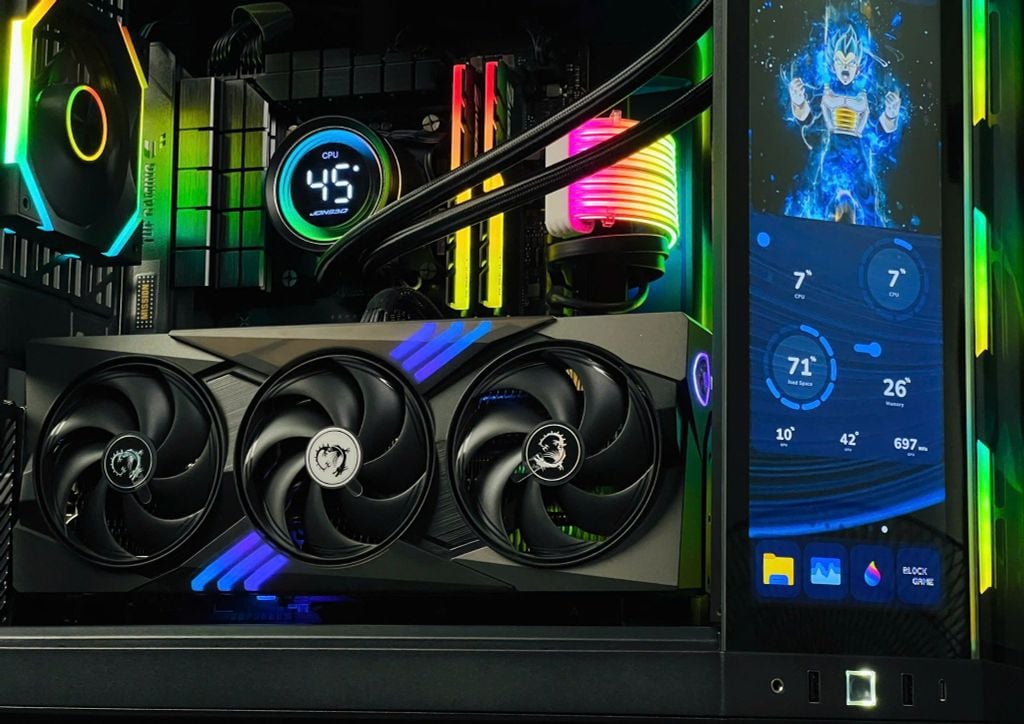 CASE HYTE Y70 TOUCH INFINITE + RISER PCIE 4.0 BLACK