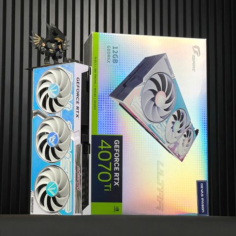 (2ND) VGA COLORFUL iGame RTX 4070Ti 12G ULTRA W OC-V