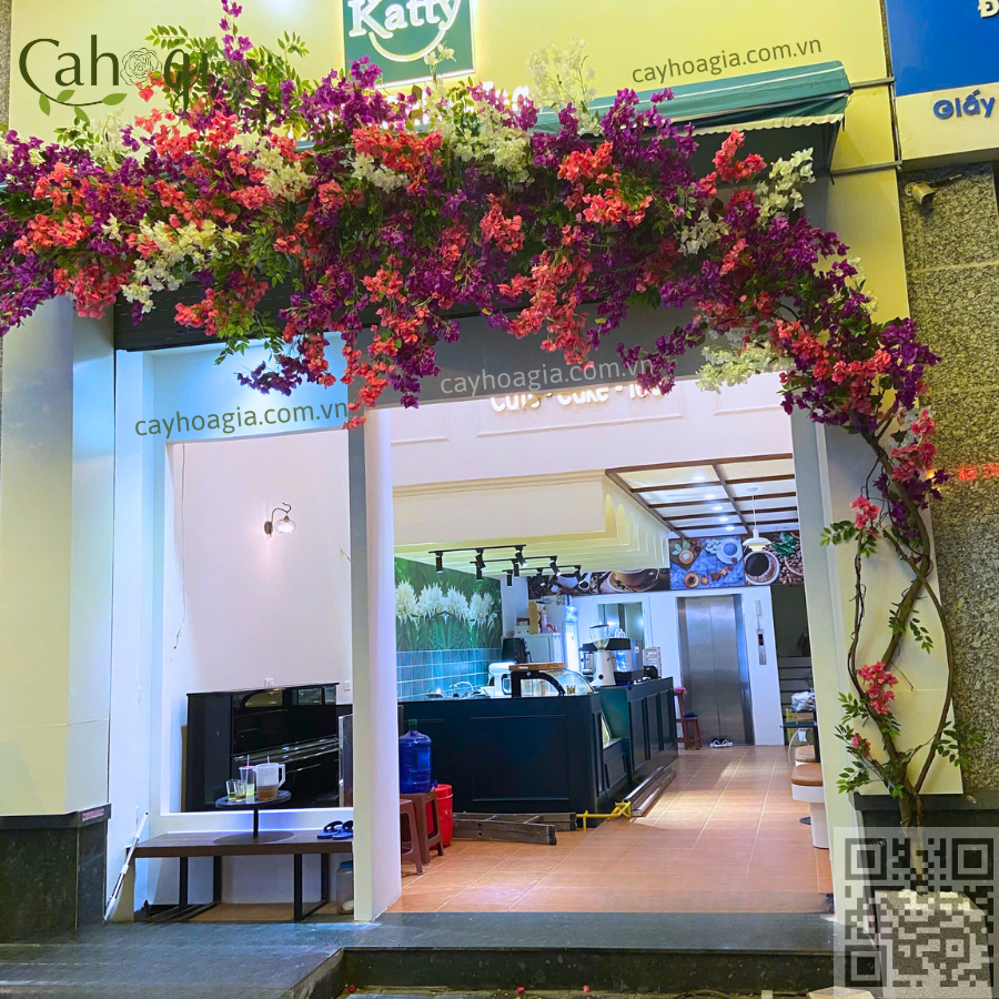 Thi Công Cây Hoa Giấy Giả Trang Trí Katty Cafe – Tố Hữu, Hà Đông 2