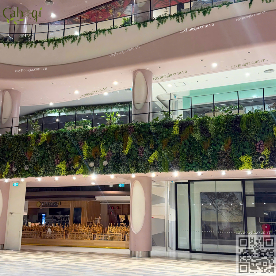 Thi công tường cây giả siêu thị Aeon Hà Đông