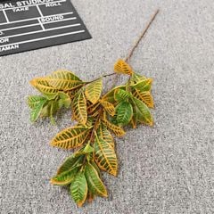 Cây Giả Cây Môn Xanh Gân Trắng 12 Lá -63 Cm