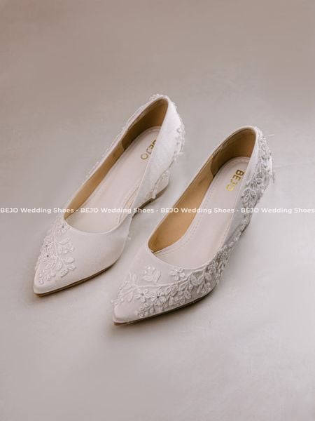  Giày cưới cao cấp BEJO WEDDING SHOSE- W09 REN DÂY 