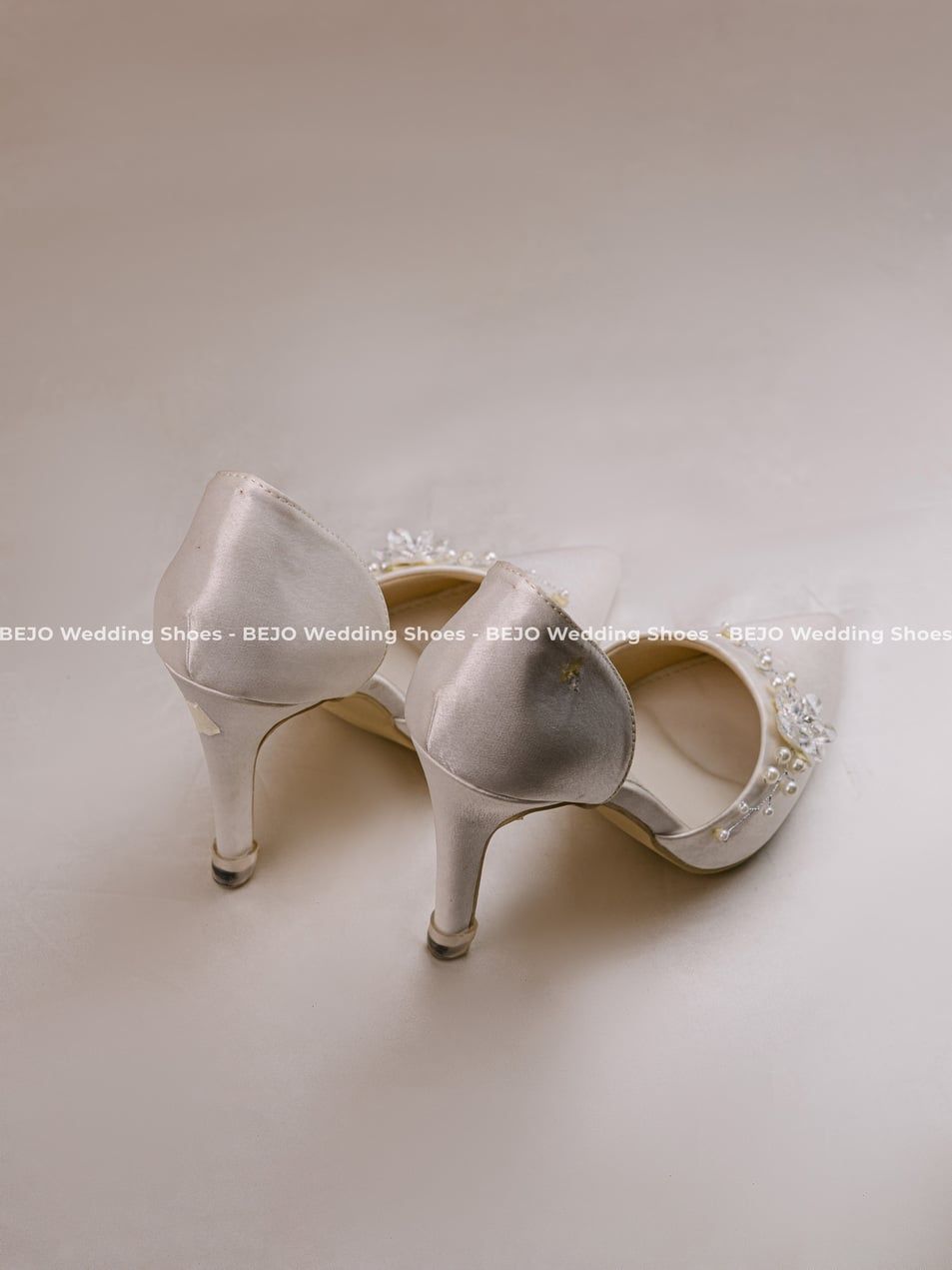  Giày cưới cao cấp BEJO WEDDING SHOSE- H78.GN.HOASEQUIN LỤA TRẮNG 