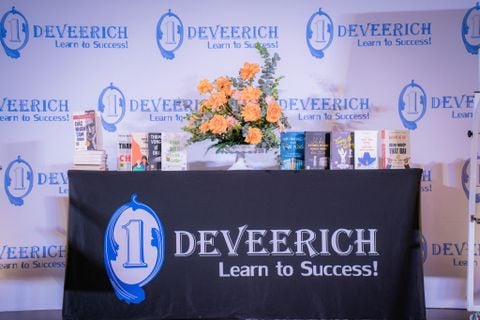 DEVEERICH - VIETNAM CEO CONGRESS
