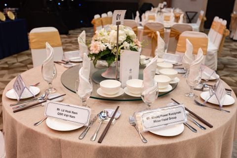 QSR 10 YEARS VIỆT NAM