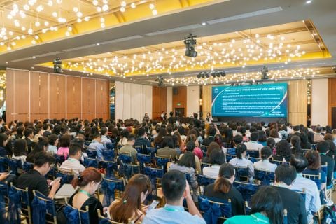 VNHR - Vietnam Human Resources Association