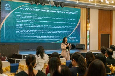 VNHR - Vietnam Human Resources Association