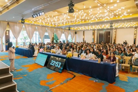 VNHR - Vietnam Human Resources Association