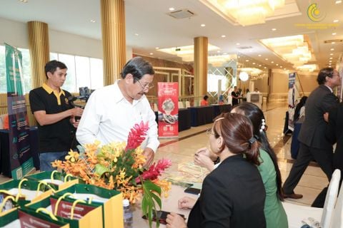 VCCB - VIETNAM CEO COMMUNITY BUSINESS