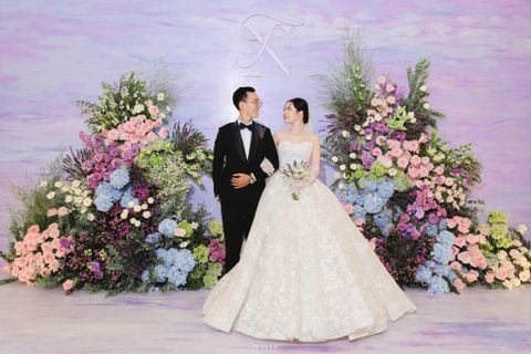 NGUYÊN TRÍ & THẢO NHI