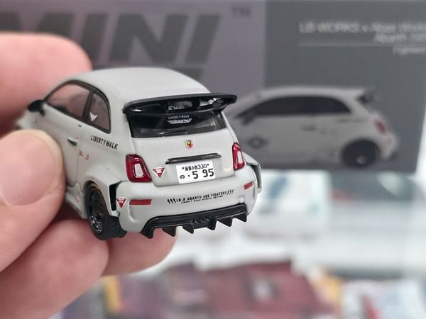 Xe mô hình Abarth 595 LB-WORKS x Abas Works Fighters 1:64 MiniGT