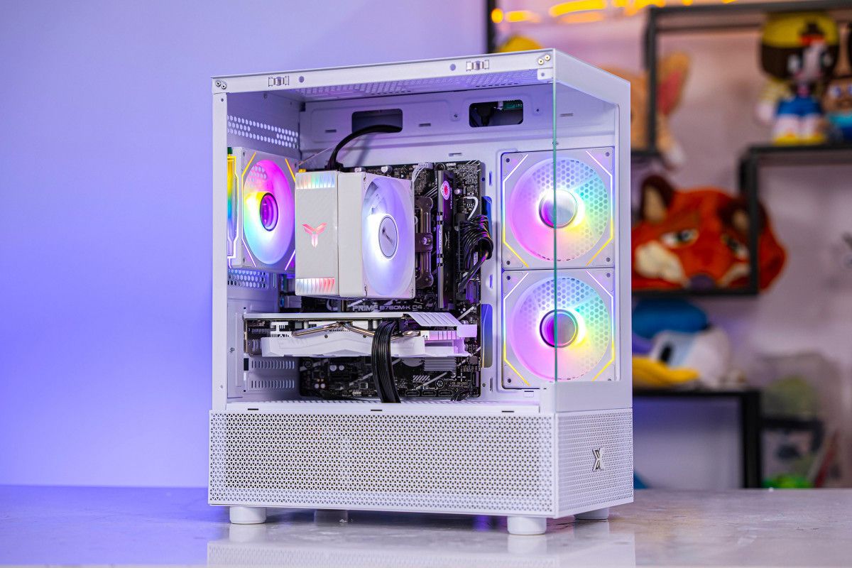 PC AMD GAMING Ryzen 7 5700X - RTX 3060 12GB WHITE 