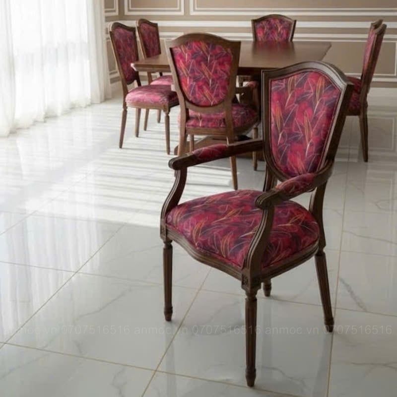 Ghế Louis Lưng Khiên